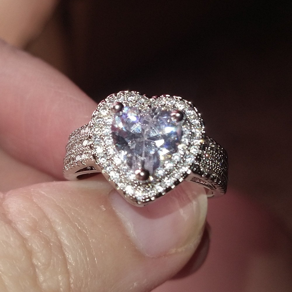 Heart shaped 925 Sterling silver. Size 8